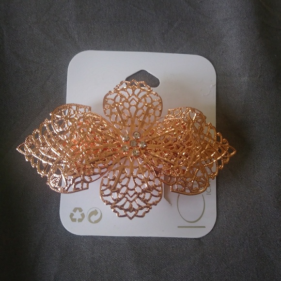 Rose gold hair clip